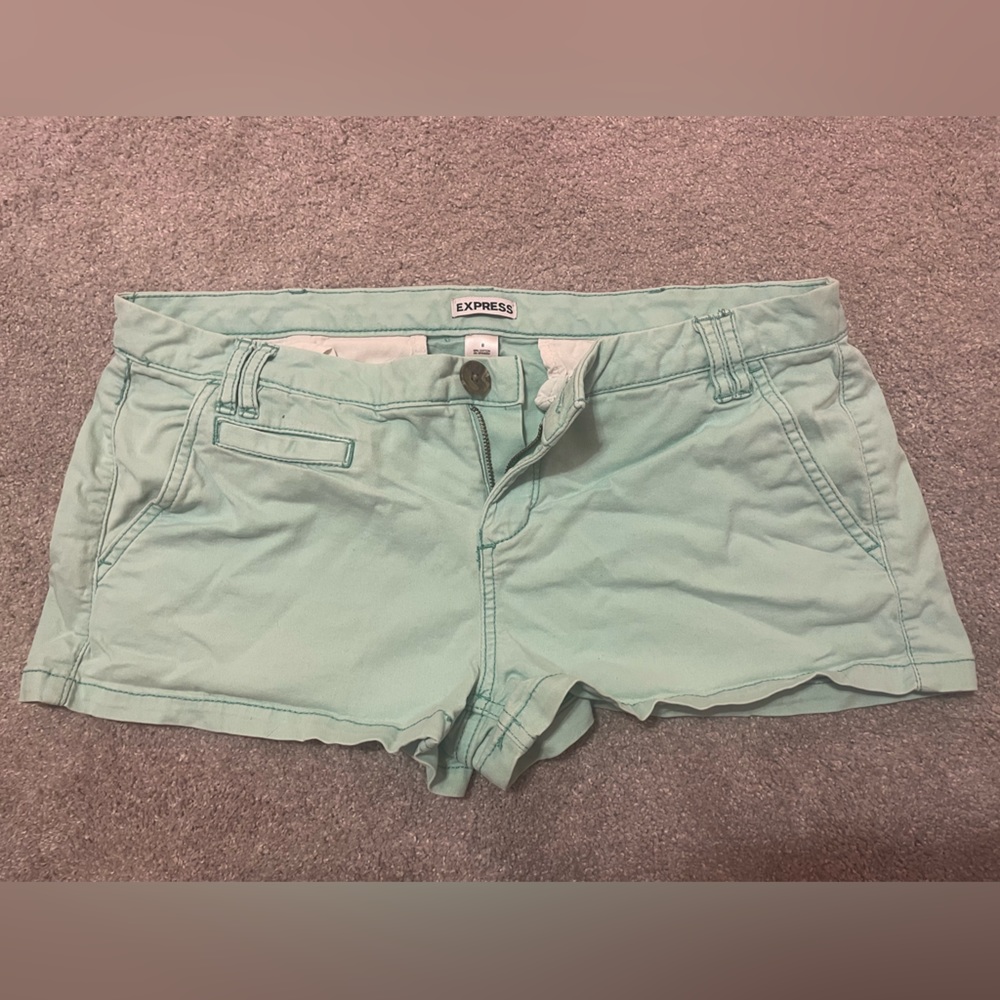 Express Women’s Green Shorts